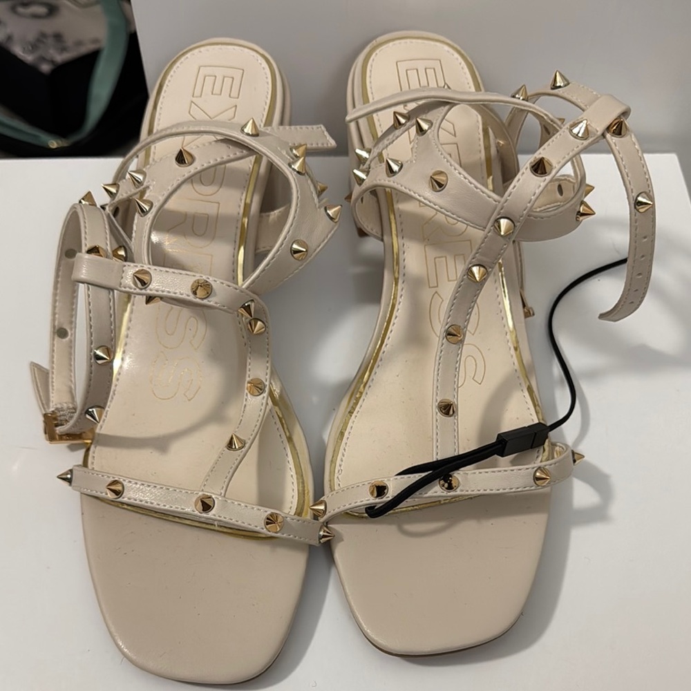 Express Cream Studded Women's Sandals